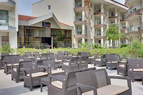 Ramada Hotel & Suites by Wyndham Kusadasi