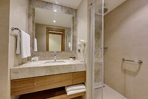 Ramada Hotel & Suites by Wyndham Kusadasi