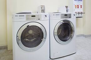 Fairfield Inn & Suites by Marriott Detroit Troy