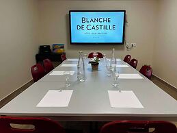 Best Western Blanche De Castille Dourdan