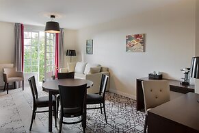 Best Western Blanche De Castille Dourdan