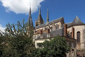 Best Western Blanche De Castille Dourdan