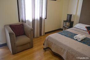 Twin Pines Suites