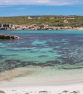 Hanson Bay Wildlife Sanctuary and Cabins