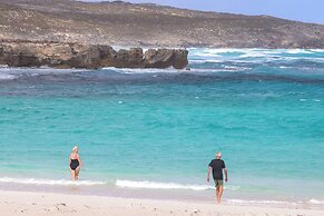 Hanson Bay Wildlife Sanctuary and Cabins
