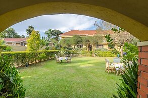 Victoria Travel Hotel