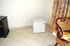 Victoria Travel Hotel