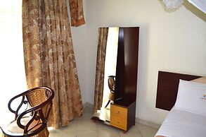 Victoria Travel Hotel