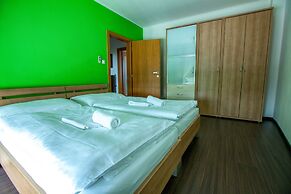 Fine Restaurant & Apartments