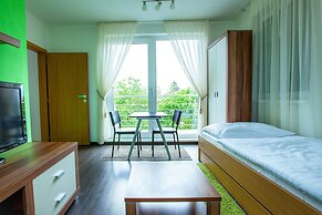 Fine Restaurant & Apartments