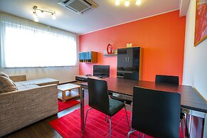 Fine Restaurant & Apartments