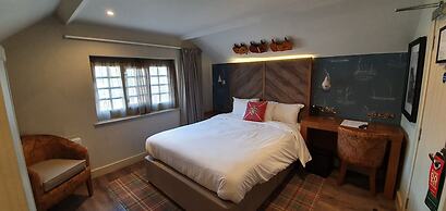 The Boathouse & Riverside Rooms