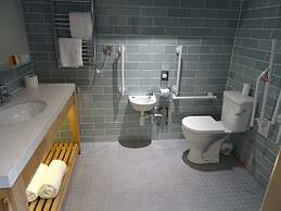 The Boathouse & Riverside Rooms