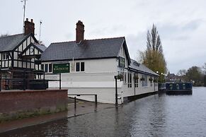 The Boathouse & Riverside Rooms