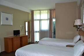 Fasil International Hotel