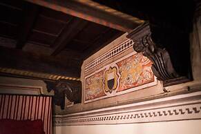 All'ombra della Torre