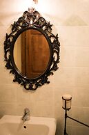 All'ombra della Torre