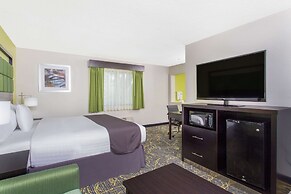 AmericInn by Wyndham Delafield-Waukesha-Milwaukee