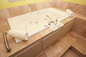 AmericInn by Wyndham Delafield-Waukesha-Milwaukee