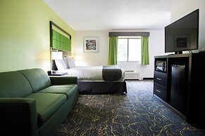 AmericInn by Wyndham Delafield-Waukesha-Milwaukee