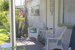 Indian River Lagoon Waterfront Cottages