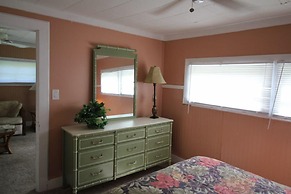 Indian River Lagoon Waterfront Cottages