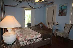 Indian River Lagoon Waterfront Cottages