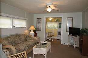 Indian River Lagoon Waterfront Cottages