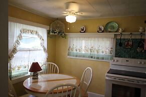 Indian River Lagoon Waterfront Cottages