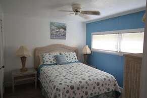 Indian River Lagoon Waterfront Cottages