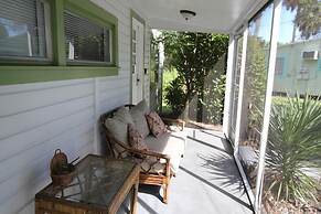 Indian River Lagoon Waterfront Cottages