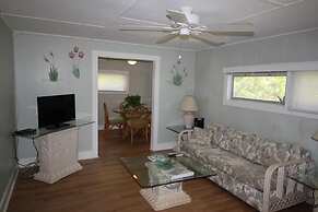 Indian River Lagoon Waterfront Cottages