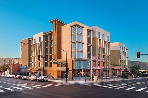 Hilton Garden Inn Burbank Downtown, CA