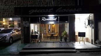 Remnant Guesthouse - Hostel