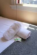 Sir Joseph Banks Hotel