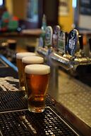 Sir Joseph Banks Hotel