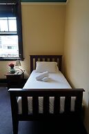 Sir Joseph Banks Hotel