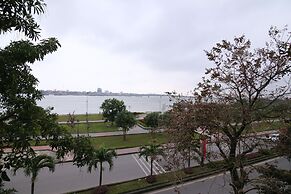 Geminai Hotel & Cafe