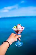 Geminai Hotel & Cafe