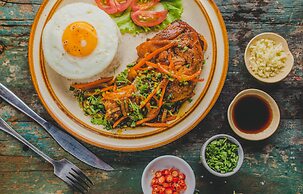 Geminai Hotel & Cafe