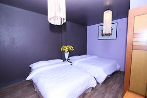 Geminai Hotel & Cafe