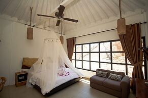 Gili Breeze Tropical Bungalows