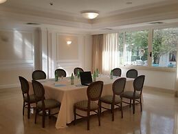 Mondial Park Hotel