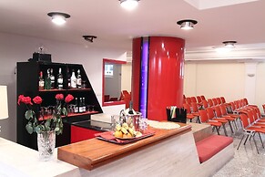 Mondial Park Hotel