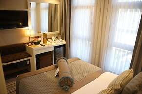 Seven Deep Hotel