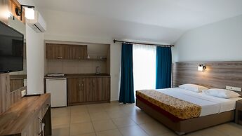 Cleopatra Ada Apart Hotel