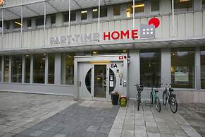 Part-Time Home Hotel Rotebro Station