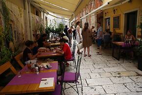 Central Apartments - Integrated Hotel Zadar