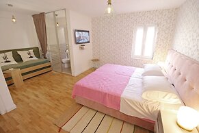 Central Apartments - Integrated Hotel Zadar