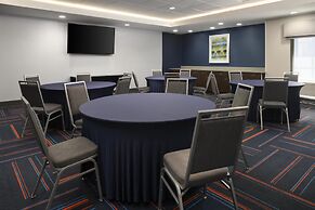 Hampton Inn & Suites Yonkers - Westchester